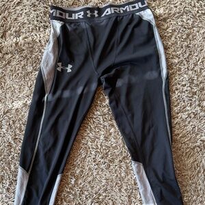 Under Armour Compression Leggings Black Size: Large